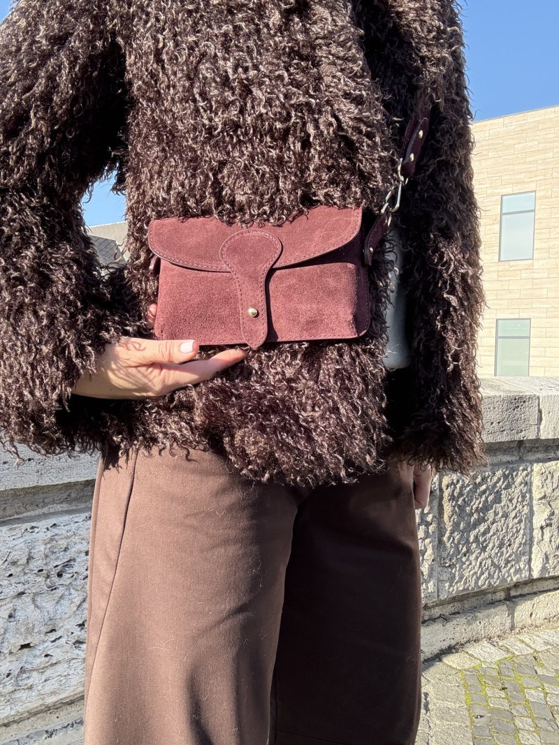 Dámska kožená kabelka