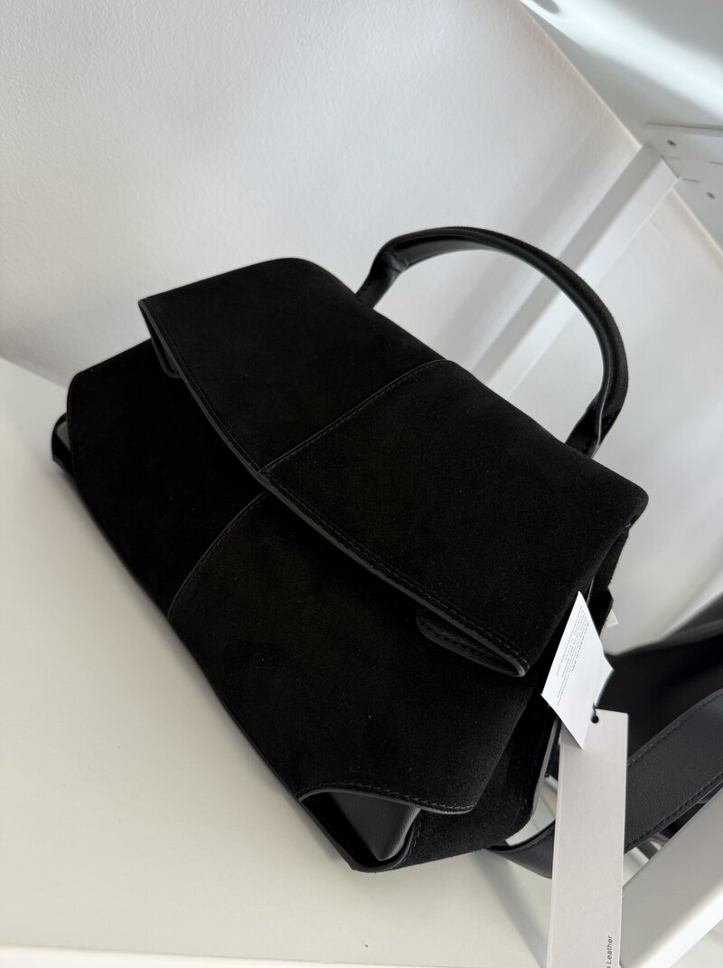 Kožená kabelka (brúsená koža)